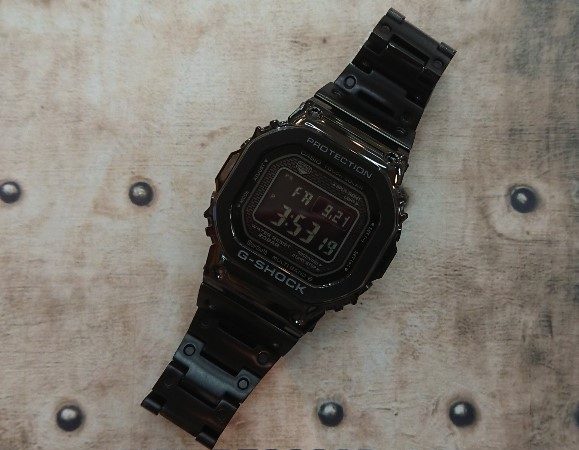 【G-SHOCK】注目の新製品 GMW-B5000GD-1JF♪