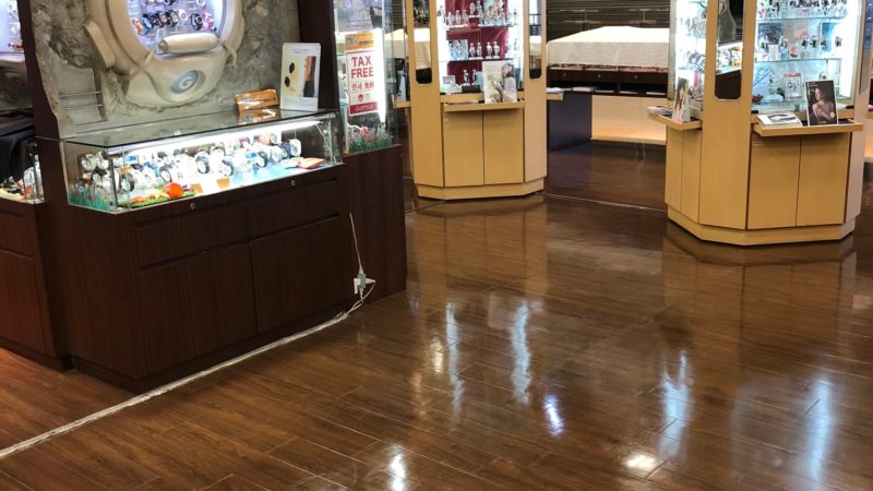 【谷山店】クリスマス前のワックス掛け♪