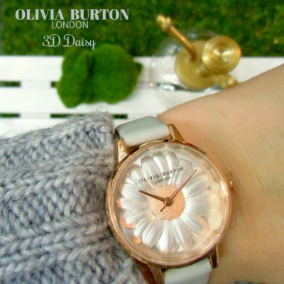 【OLIVIA BURTON】ポッコリしたお花×腕時計=オリビアバートン♪