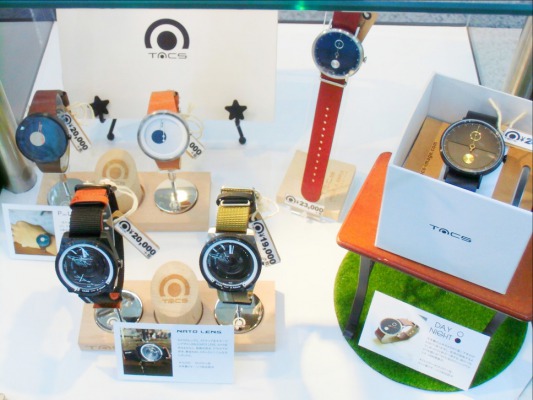 【TACS】UNIQUE IS SIMPLE ユニークはシンプル