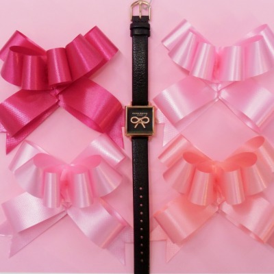 【OLIVIA BURTON】珍しいリボンのデザインがかわいい
